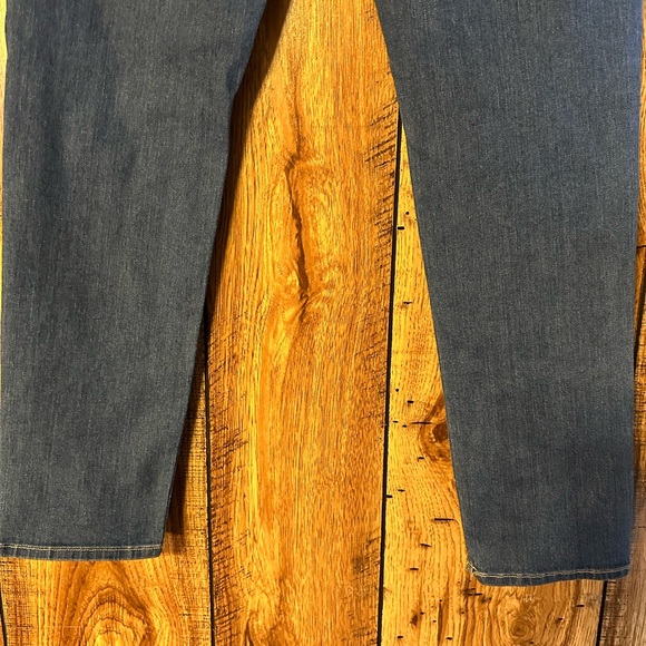 GUC 7 for all mankind. Size 28. Women’s. - Picture 11 of 14